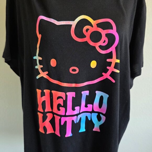 New TORRID Hello Kitty Classic Fit Crew Tee Shirt Black Cotton Poly Size 2 2X - Picture 2 of 9